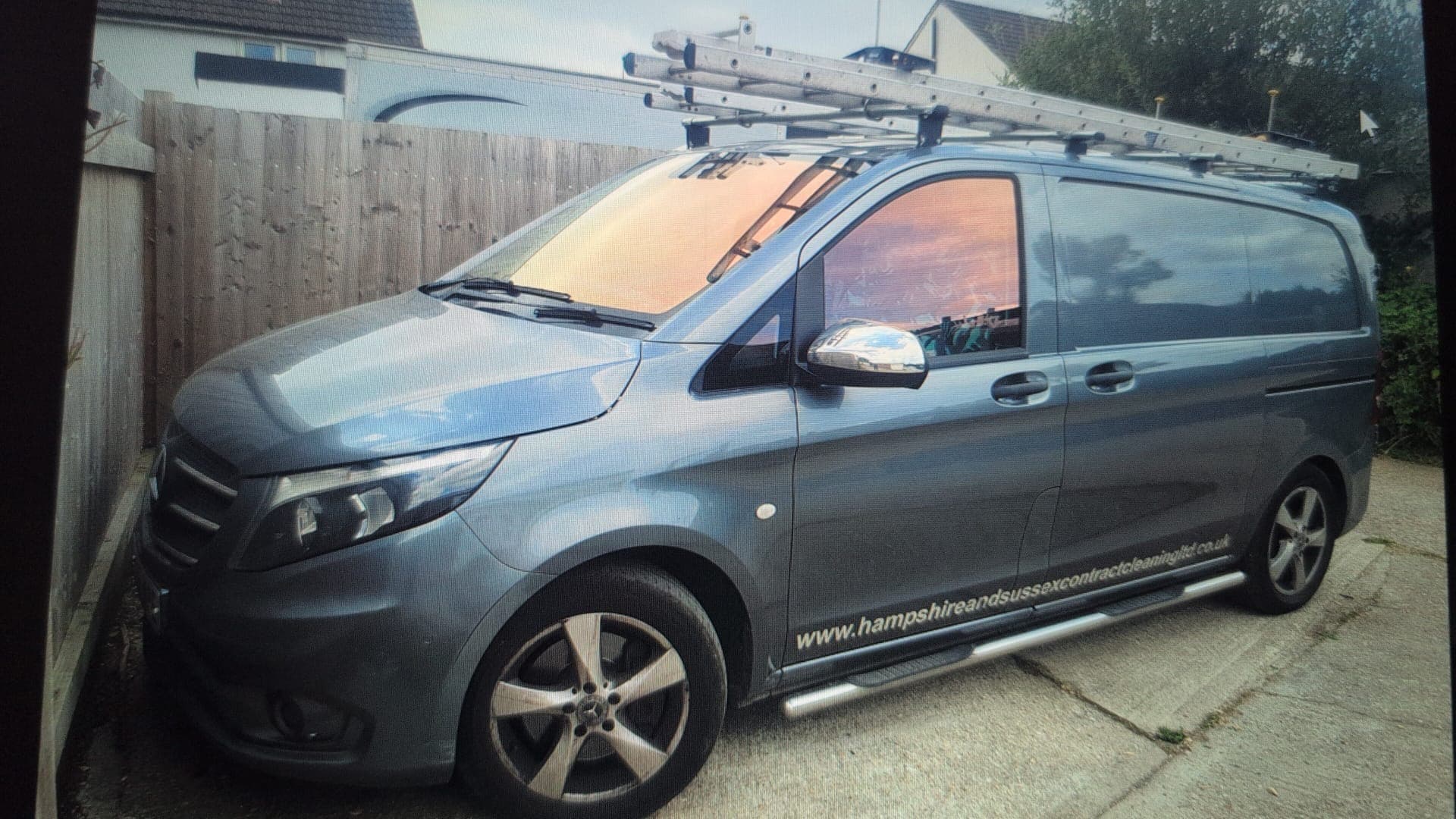 Why Summer Is the Perfect Time to Book a Window Cleaner in Emsworth