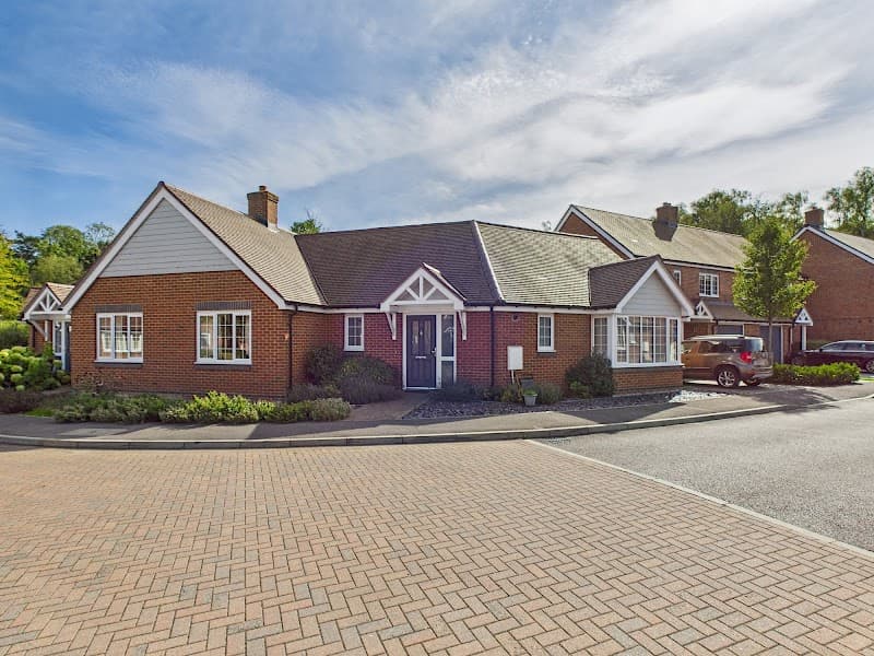 TAUK Rowlands Castle